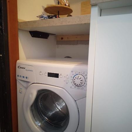 Guazzo Apartment - Self Check-In 파르마 외부 사진